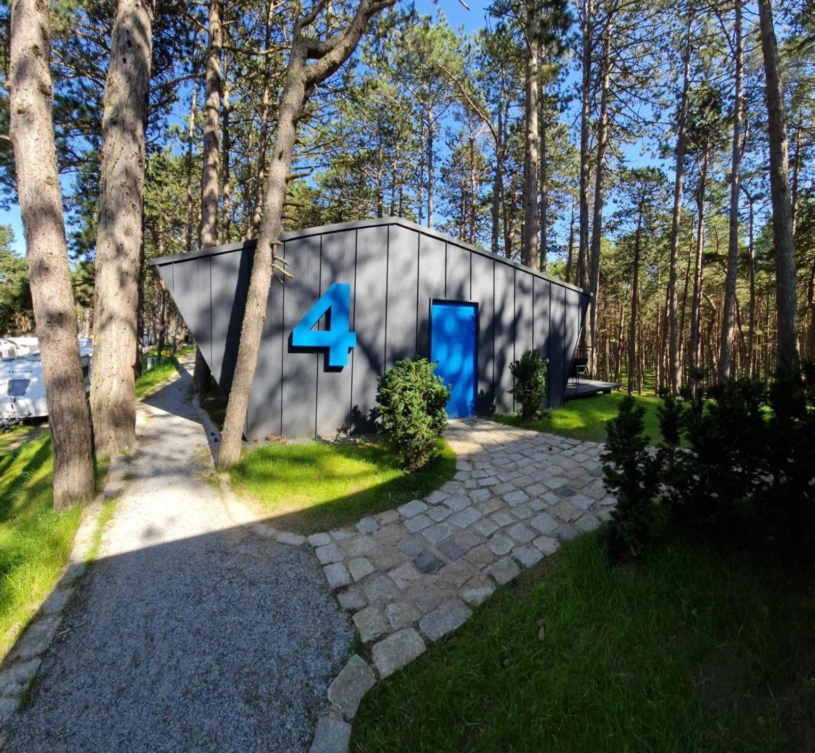Fly House Leba Villa Exterior photo